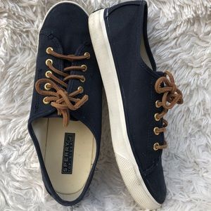 Sperry Sneakers